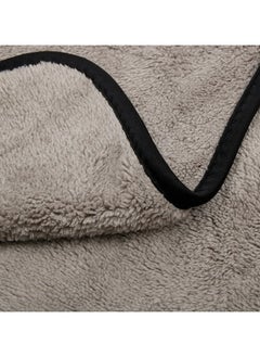 Buy High quality thick and fast water absorption towel for car and home washing in Saudi Arabia