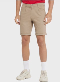 اشتري Men Solid Mid-Rise Regular Shorts في السعودية