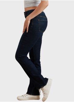 اشتري Curvy Low-Rise Jeans في الامارات