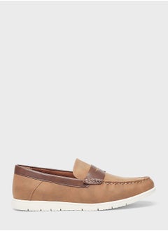 اشتري Casual Slip Ons Loafers في الامارات