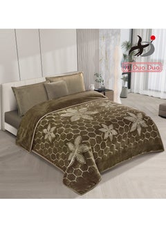 Buy Two-piece winter blanket, 6 kg, plain engraved, with a super soft texture, size 200 x 240 cm - olive in Saudi Arabia