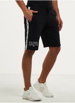 اشتري Tape Detail Shorts في الامارات