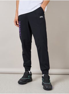 اشتري Side Graphic Print Knit Jogger في السعودية