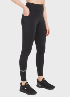 اشتري Essential Logo 7/8 Leggings في الامارات