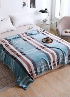 Buy Fleece Blanket 200*230cm Super Soft Warm and Cozy Throw Simple Checks Design, Blue Color. in UAE