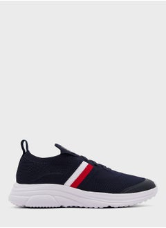 Buy Casual Stripe Low Top Sneakers in Saudi Arabia