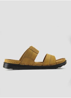 اشتري Walking scotch sandal في الامارات