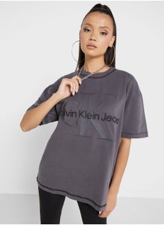 اشتري Crew Neck Boyfriend Logo T-Shirt في السعودية