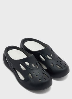 اشتري Casual Foam Clogs في الامارات