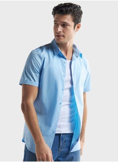 اشتري Shirt With Short Sleeves في الامارات