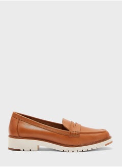 Buy Ibreda Flat Moccasins in UAE