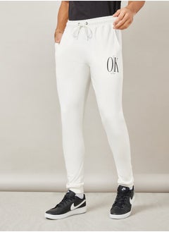 Buy Pocket Print Slim Fit Fleece Jogger in Saudi Arabia