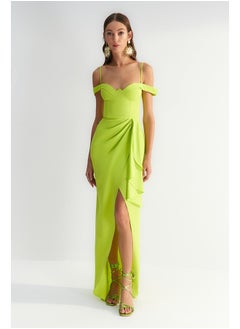 اشتري X Zeynep Tosun Light Green Ruffle Evening Dress & Prom Dress TCLSS23AE00011 في مصر