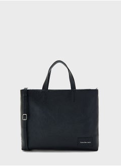 Buy Sculpted Tote in UAE