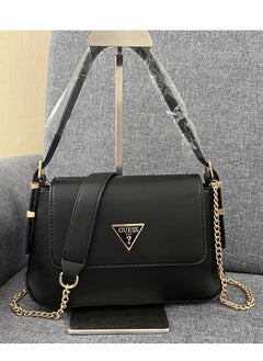 اشتري GUESS shoulder bag في السعودية