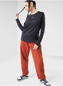 Buy One Dri-Fit Sweatpants in UAE