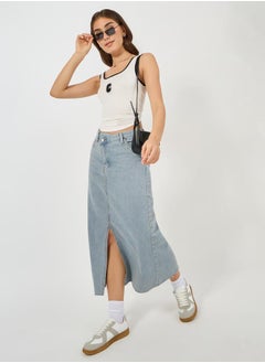 اشتري Solid Denim Midi Skirt with Front Slit في السعودية