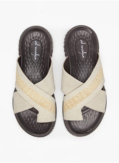 اشتري Textured Slip-On Arabic Sandals في السعودية