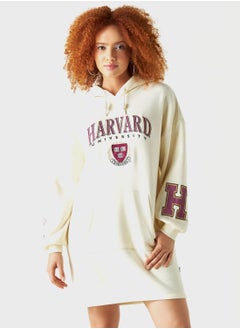 اشتري Harvard Ebroidered Hoodie في السعودية