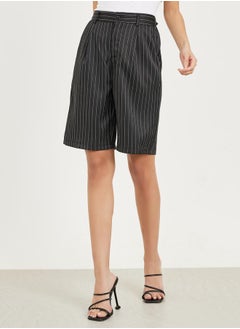 اشتري Pinstriped Shorts with Pockets في السعودية