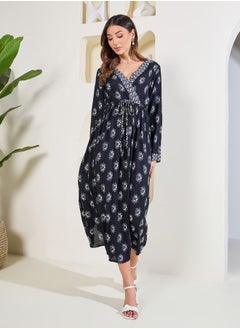 اشتري Block Print A-Line Maxi Dress with Waist Tie Up في السعودية