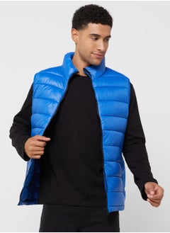 اشتري Essential Vest Jacket في الامارات