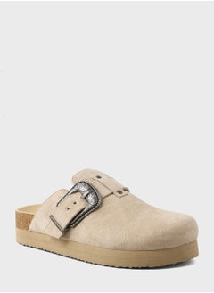 اشتري Ae Western-Buckle Clog في الامارات