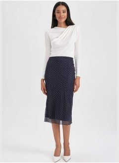 اشتري Woman Straight Knitted Skirt في الامارات