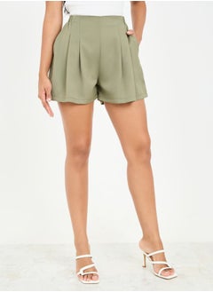 اشتري Box Pleated Elasticated Waist Shorts في السعودية