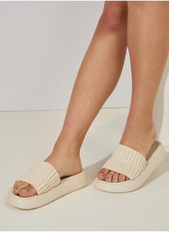 Buy Textured Strap Platform Slides in Saudi Arabia