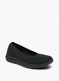 Buy Textured Slip-On Sports Shoes in Saudi Arabia