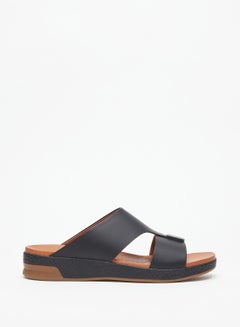 Buy Solid Slip-On Arabic Sandals in UAE