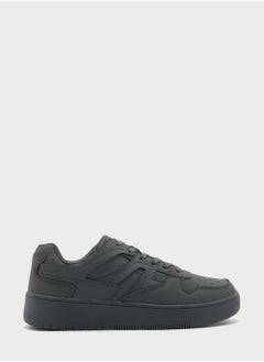 اشتري Spanning For Seventy Five Court Sneakers في الامارات