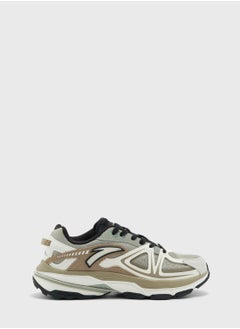 اشتري Walker Low Sneakers Shoes في السعودية