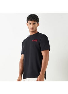 Buy Lee Cooper Typographic Print Crew Neck T-shirt with Short Sleeves in Saudi Arabia