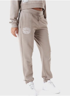 Buy New Era Wordmark Sweatpants in UAE