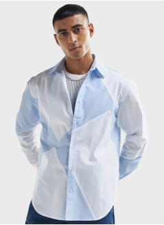 اشتري Panelled Relaxed Fit Shirt في الامارات