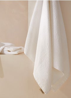 Buy Bath Towel - Highly absorbent luxury cotton towels, soft on the skin, perfect for everyday use in Egypt