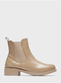 اشتري Essential Ankle Boots في الامارات