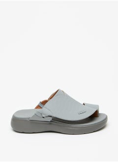 Buy Men's Textured Slip-On Arabic Sandals in Saudi Arabia