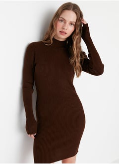 اشتري Brown Mini Knitwear Dress with Accessory Detail TWOAW23EL01389 في مصر