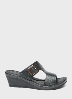 اشتري Multi Strap Wedge Sandals في الامارات