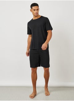 Buy Textured Round Neck T-Shirt & Shorts Set in Saudi Arabia