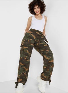 Buy Camo Print Pocket Detail Pants in UAE