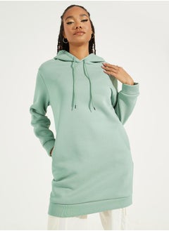 Buy Regular Fit Solid Longline Hoodie in Saudi Arabia