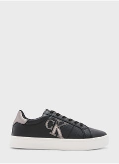 اشتري Classic Low Top Sneakers في السعودية