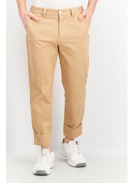 اشتري Men Tapered Fit Solid Murray Pants, Beige في الامارات