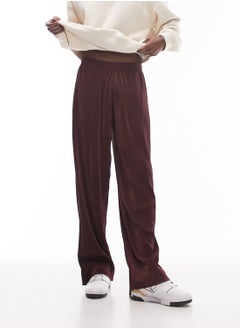 Buy Essential Straight Fit Plisse Sweatpants in Saudi Arabia