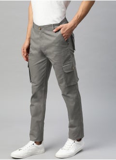 اشتري Men Grey Slim Fit Stretchable Cargos Trousers في الامارات