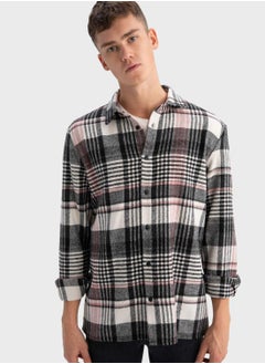 Buy Checked Regular Fit Shirt in Saudi Arabia